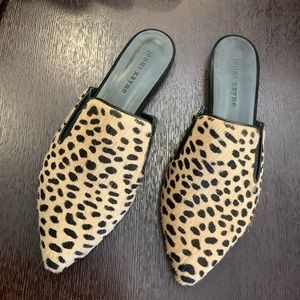 Jenni Kayne Ponyhair Mules Leopard Slides